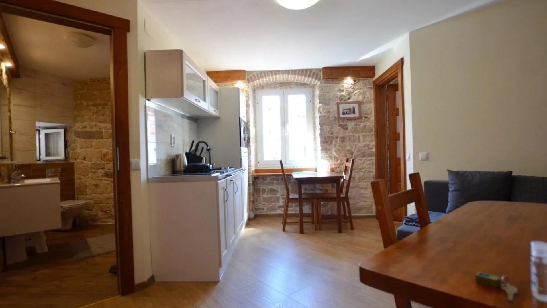 Urban And Upscale Homes Rovinj Old Town Apartment